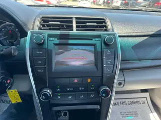 2017 Toyota Camry XLE Auto (Natl)