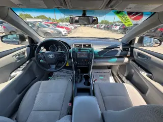2017 Toyota Camry XLE Auto (Natl)
