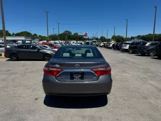 2017 Toyota Camry XLE Auto (Natl)