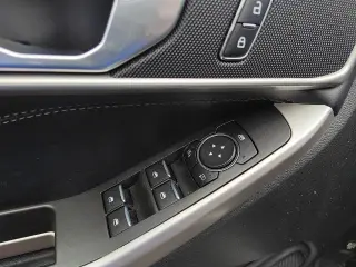 Ford Explorer 2023 XLT 4dr SUV