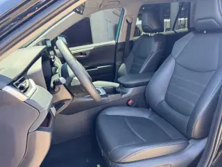 Toyota RAV4 2025 AWD Limited 4dr SUV