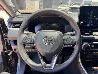 Toyota RAV4 2025 AWD Limited 4dr SUV