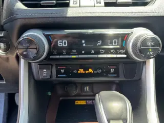 Toyota RAV4 2025 AWD Limited 4dr SUV