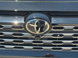 Toyota RAV4 2025 AWD Limited 4dr SUV
