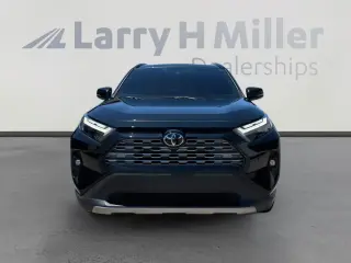 Toyota RAV4 2025 AWD Limited 4dr SUV