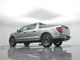 Ford F-150 2024 4x2 STX 4dr SuperCrew 5.5 ft. SB