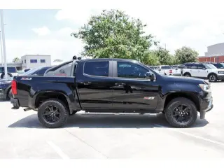 Chevrolet Colorado 2017 4x4 Z71 4dr Crew Cab 5 ft. SB