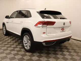 Volkswagen Atlas Cross Sport 2023 V6 SE 4dr SUV w/Technology