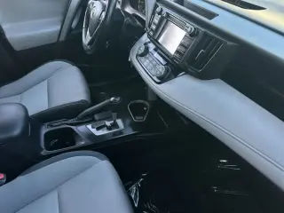Toyota RAV4 2016 XLE 4dr SUV