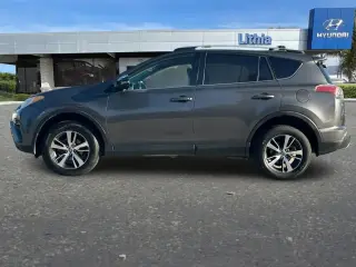 Toyota RAV4 2016 XLE 4dr SUV