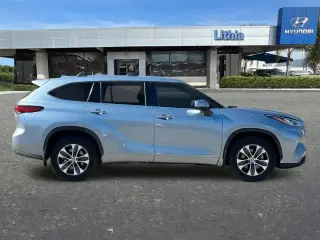Toyota Highlander 2020 AWD XLE 4dr SUV