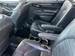 Toyota Highlander 2020 AWD XLE 4dr SUV