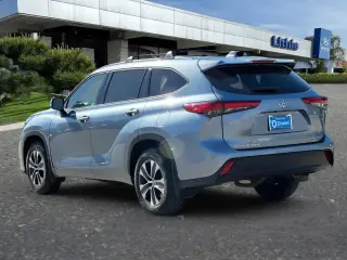 Toyota Highlander 2020 AWD XLE 4dr SUV