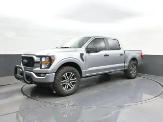 Ford F-150 2023 4x2 XL 4dr SuperCrew 5.5 ft. SB