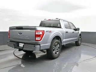 Ford F-150 2023 4x2 XL 4dr SuperCrew 5.5 ft. SB