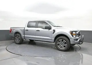 Ford F-150 2023 4x2 XL 4dr SuperCrew 5.5 ft. SB