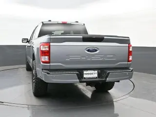Ford F-150 2023 4x2 XL 4dr SuperCrew 5.5 ft. SB