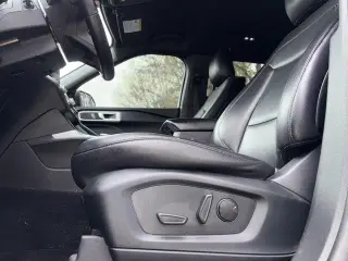 Ford Explorer 2020 AWD XLT 4dr SUV