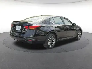 Nissan Altima 2024 AWD 2.5 SV 4dr Sedan
