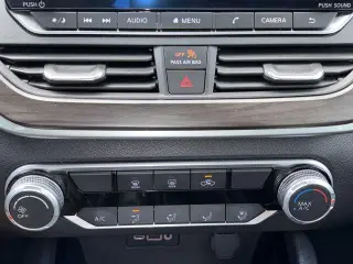 Nissan Altima 2024 AWD 2.5 SV 4dr Sedan