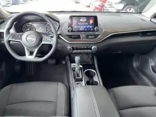 Nissan Altima 2023 AWD 2.5 SV 4dr Sedan