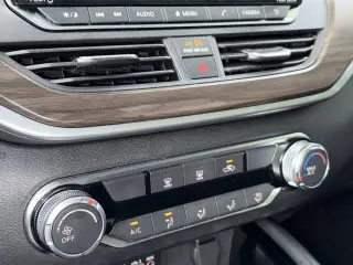 Nissan Altima 2023 AWD 2.5 SV 4dr Sedan