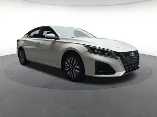 Nissan Altima 2023 AWD 2.5 SV 4dr Sedan