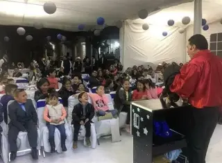 Mago Rolando Fiesta Infantil