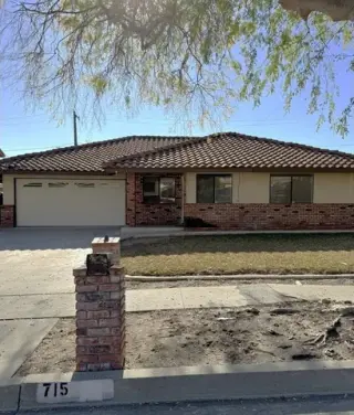 CASA DE 3 RECS. 2 BAÑOS