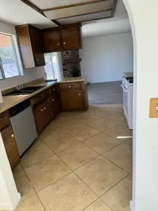 CASA DE 3 RECS. 2 BAÑOS