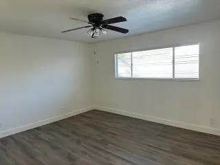 CHARMING SINGLE FAM HOME AVIL!