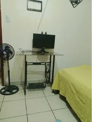 Habitación amoblada a caballer