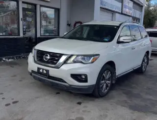 2018 Nissan Pathfinder SL