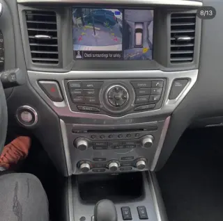 2018 Nissan Pathfinder SL