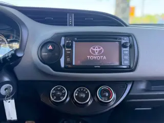 2015 Toyota Yaris 3-Door L