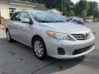 2013 Toyota Corolla LE