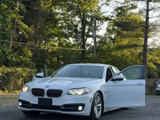 2015 BMW 5 Series 528i xDrive