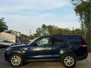 2020 Land Rover Discovery SE
