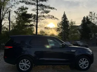 2020 Land Rover Discovery SE