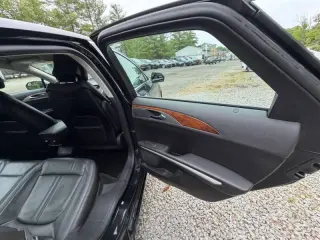 2014 Lincoln MKZ