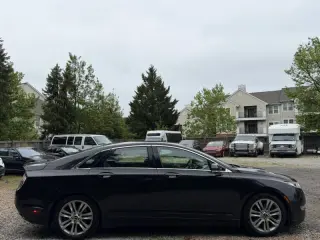 2014 Lincoln MKZ