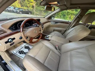 2012 Mercedes-Benz S-Class S 550 4MATIC