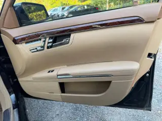 2012 Mercedes-Benz S-Class S 550 4MATIC