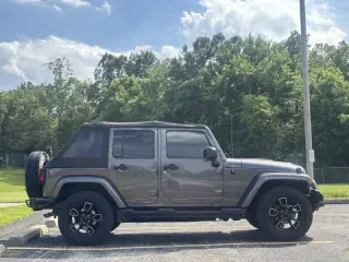 2018 Jeep Wrangler JK Unlimited Sahara
