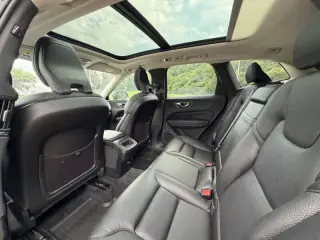 2020 Volvo XC60 T6 Momentum