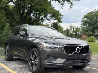 2020 Volvo XC60 T6 Momentum