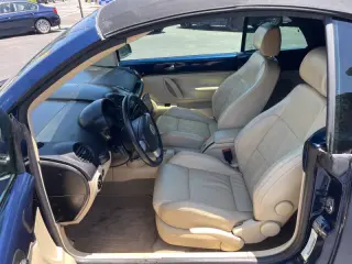 2005 Volkswagen New Beetle Convertible GLS 1.8T