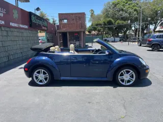 2005 Volkswagen New Beetle Convertible GLS 1.8T