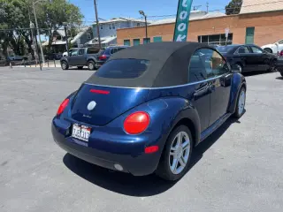 2005 Volkswagen New Beetle Convertible GLS 1.8T