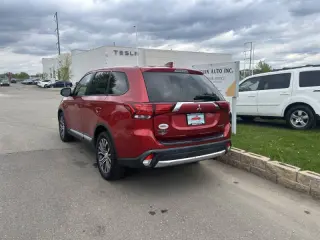 2018 Mitsubishi Outlander SE